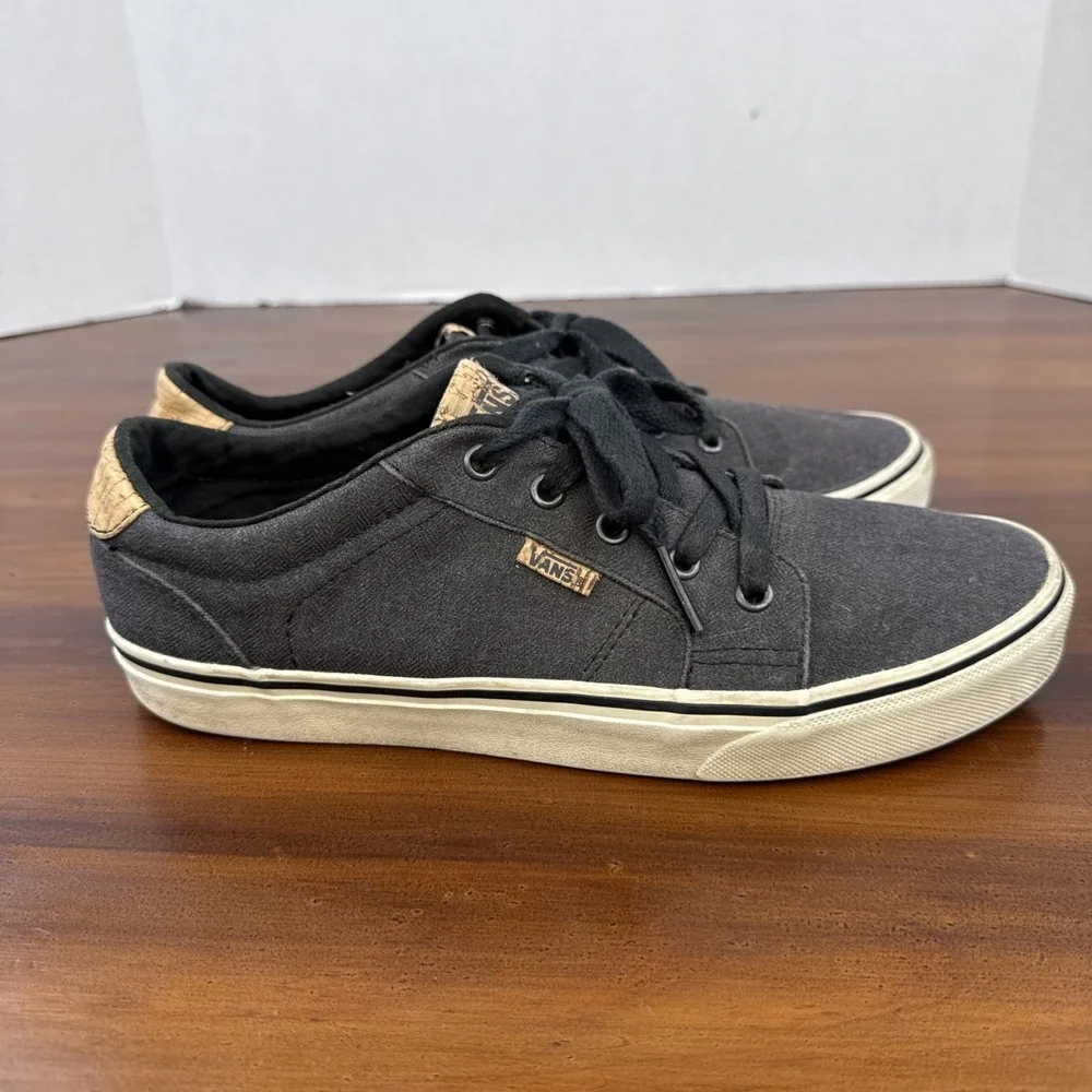 Men's Vans Bishop Low-Top Charcoal Shoes Gum Sole Size 9‎